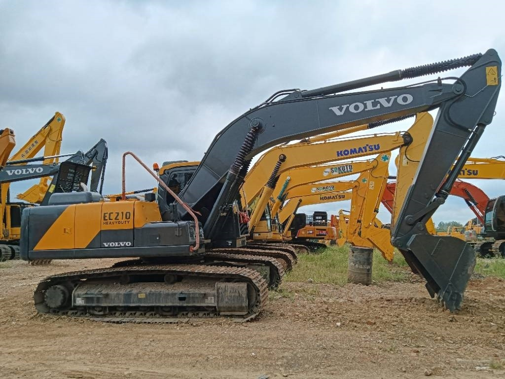 Volvo EC 210 B LC - Excavadora de cadenas: foto 1 Volvo EC 210 B LC - Excavadora de cadenas: foto 1