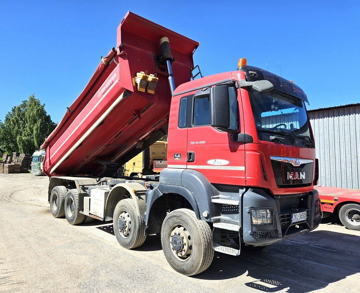 MAN TGS 41.480 8x8 - Tipper - Camión volquete: foto 1 MAN TGS 41.480 8x8 - Tipper - Camión volquete: foto 1