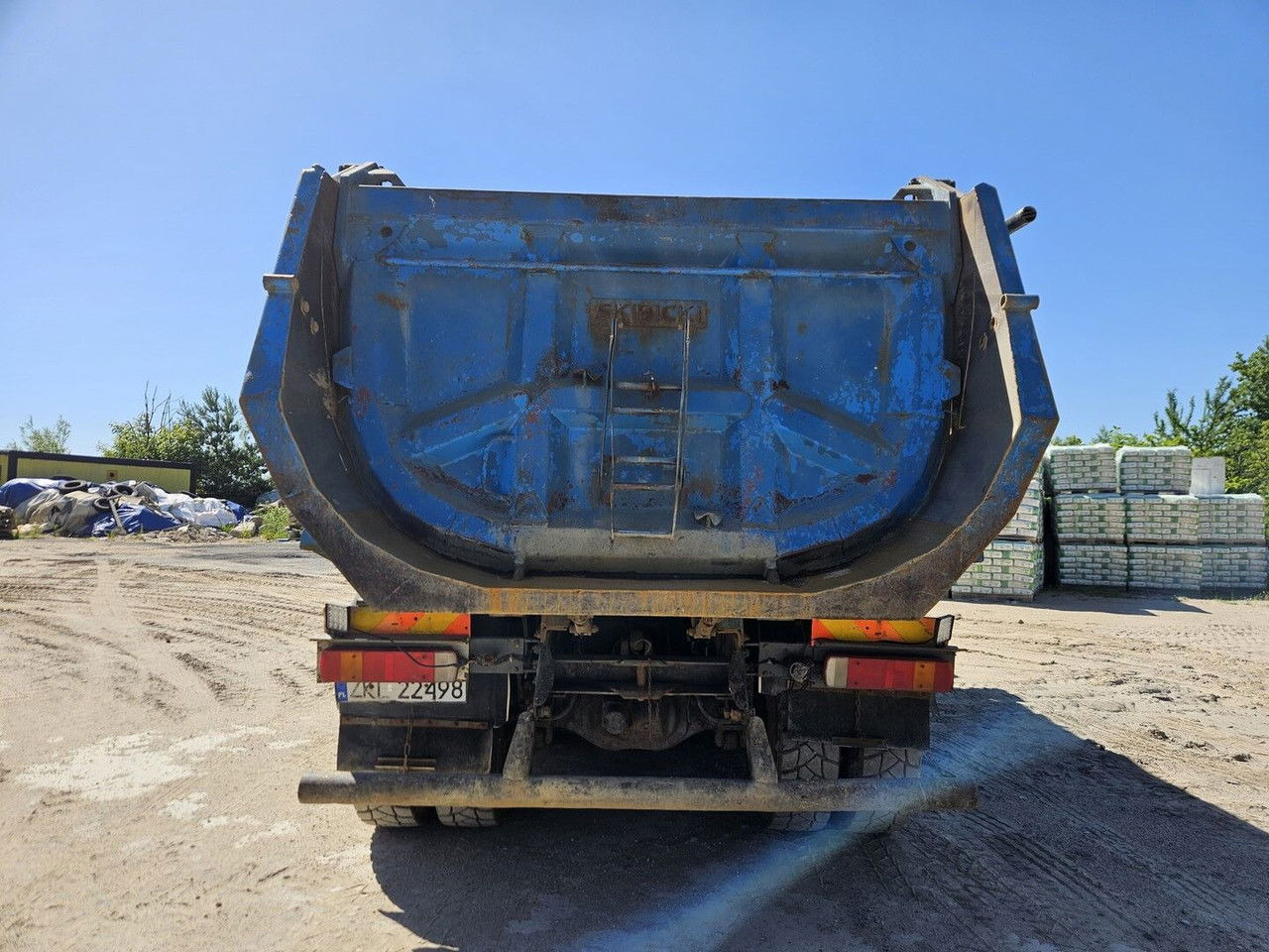 Scania R420 8X4 -Tipper -Full Spring - Camión volquete: foto 5 Scania R420 8X4 -Tipper -Full Spring - Camión volquete: foto 5