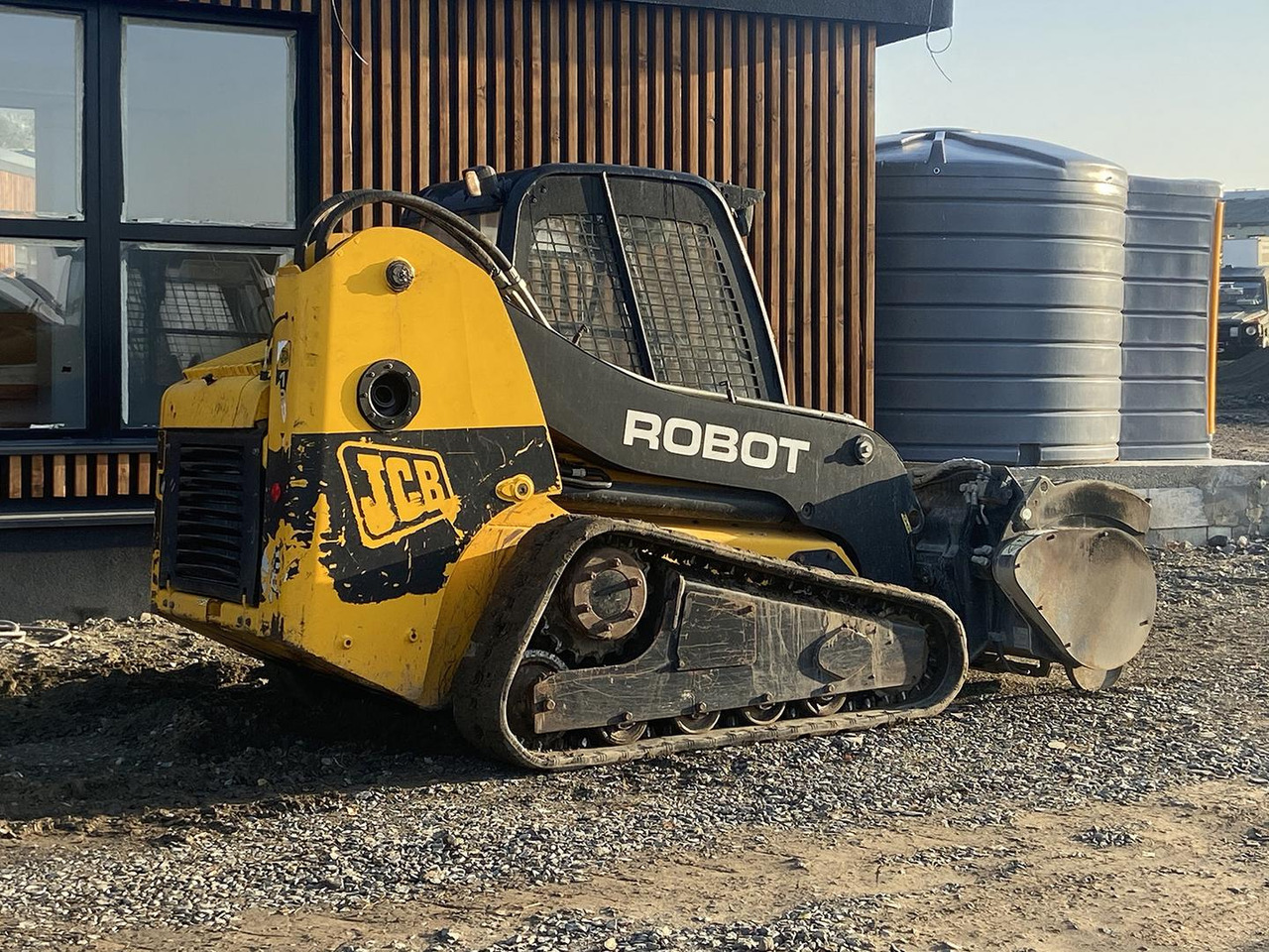 JCB 190T, 46kW, Pásový nakladač - Minicargadora: foto 2 JCB 190T, 46kW, Pásový nakladač - Minicargadora: foto 2