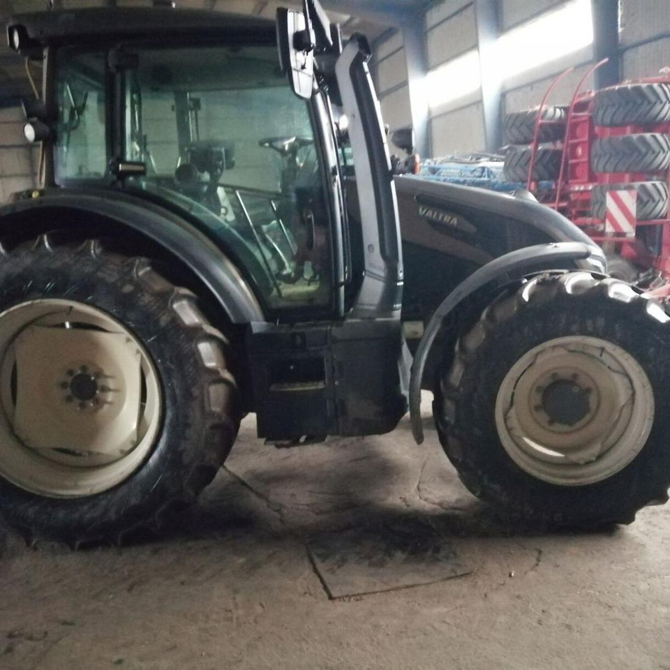 Valtra G, 135, Versu - Tractor: foto 5 Valtra G, 135, Versu - Tractor: foto 5