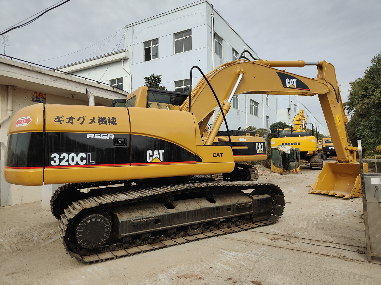 CATERPILLAR 320C 320CL - Excavadora de cadenas: foto 4 CATERPILLAR 320C 320CL - Excavadora de cadenas: foto 4