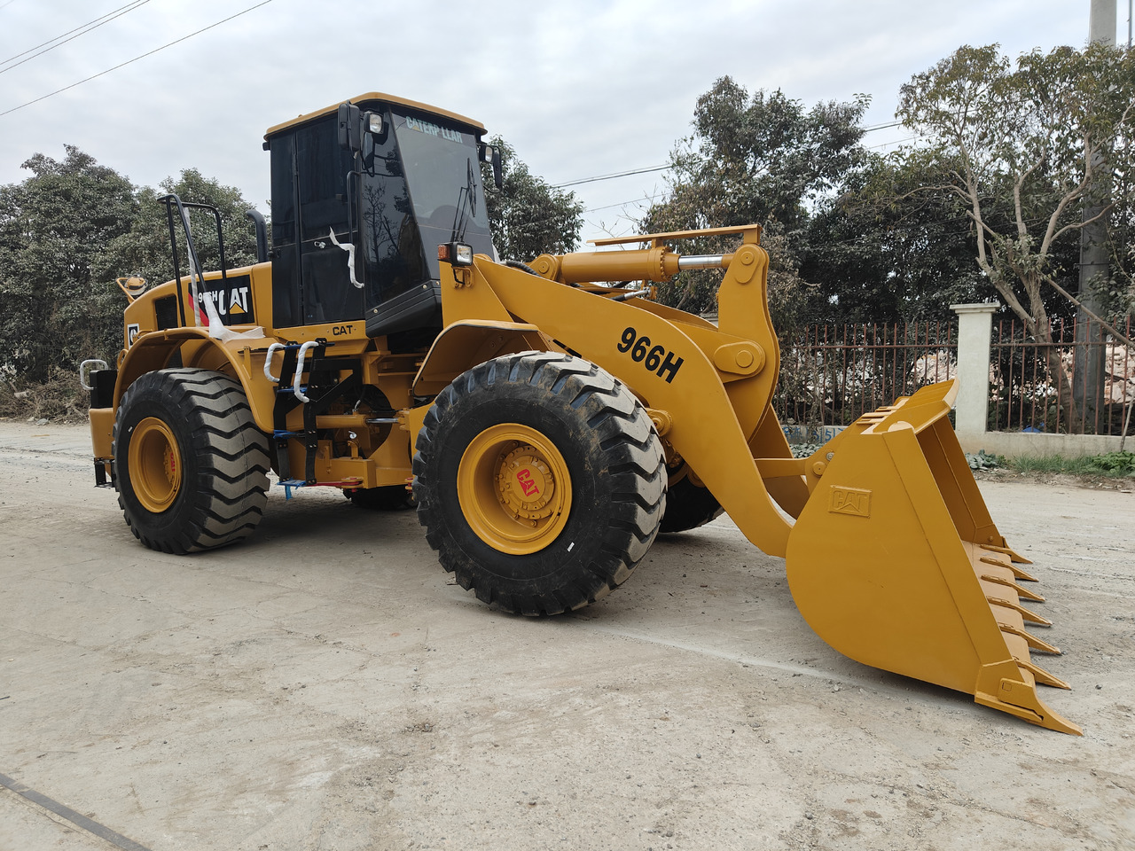 CATERPILLAR 966H loader - Cargadora de ruedas: foto 1 CATERPILLAR 966H loader - Cargadora de ruedas: foto 1