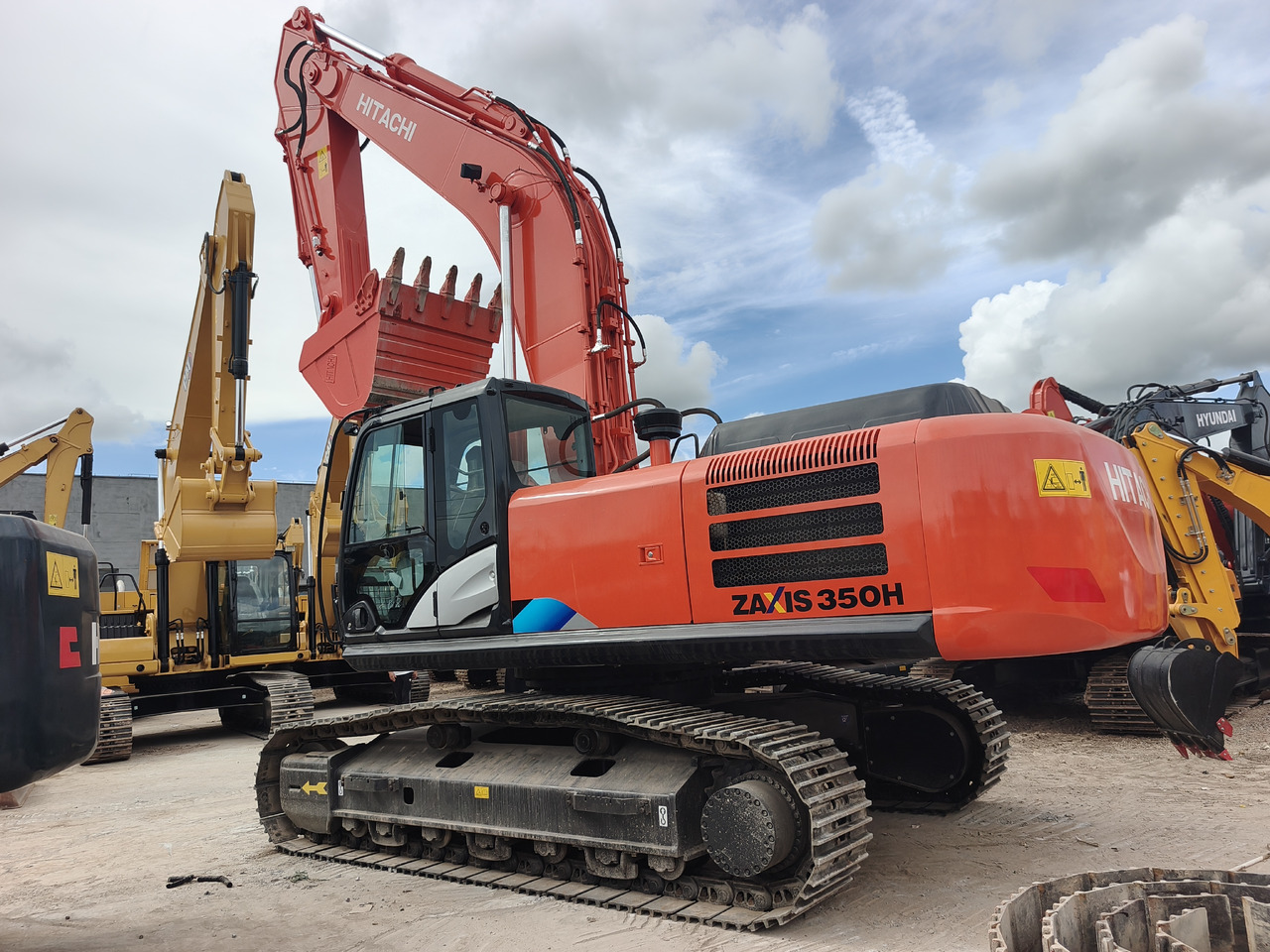 HITACHI ZX350H ZX350H-5G Used excavator - Excavadora de cadenas: foto 5 HITACHI ZX350H ZX350H-5G Used excavator - Excavadora de cadenas: foto 5