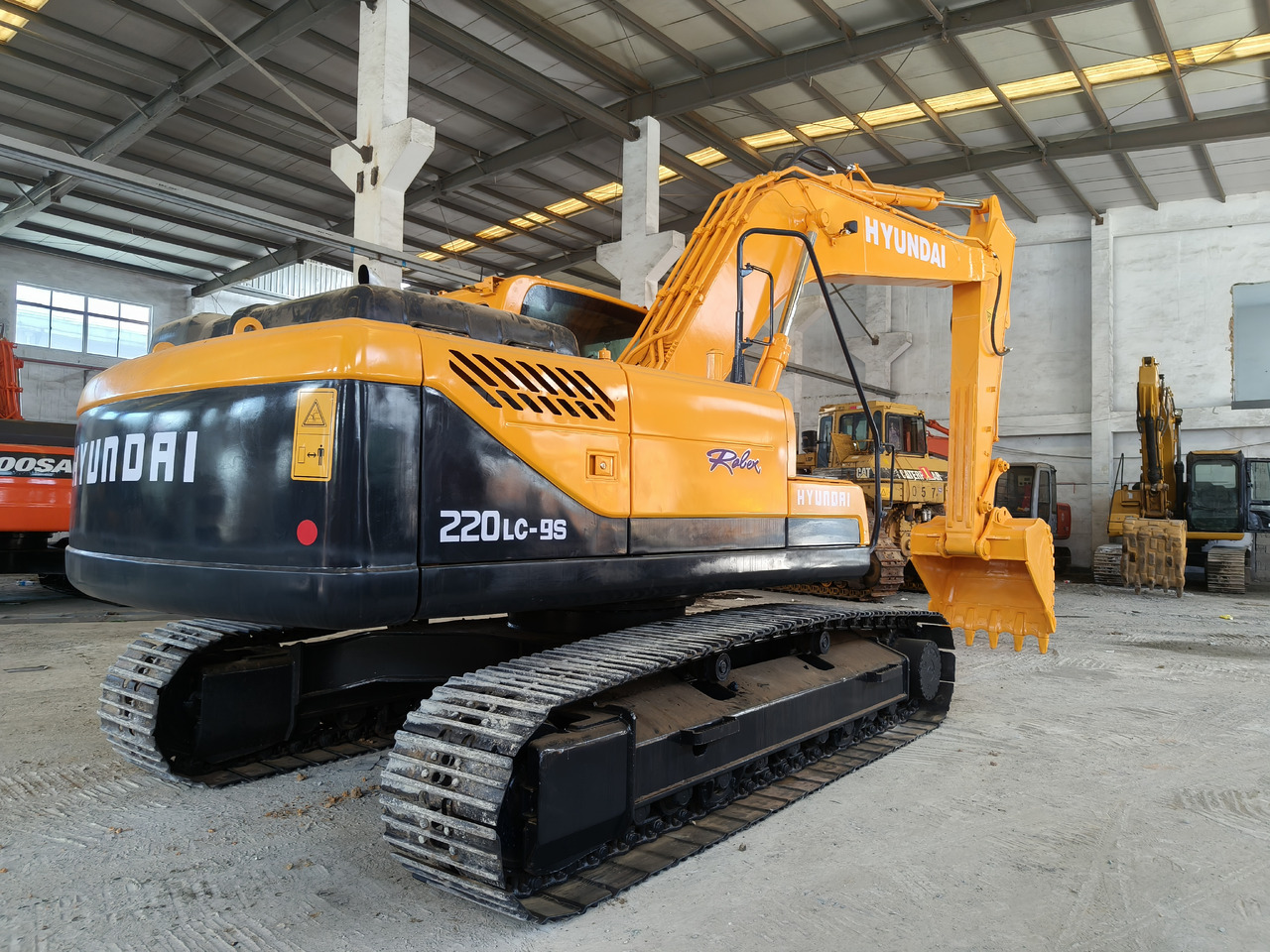 Excavadora de cadenas HYUNDAI 220 used 220lc-9 hyundai 225excavator: foto 7