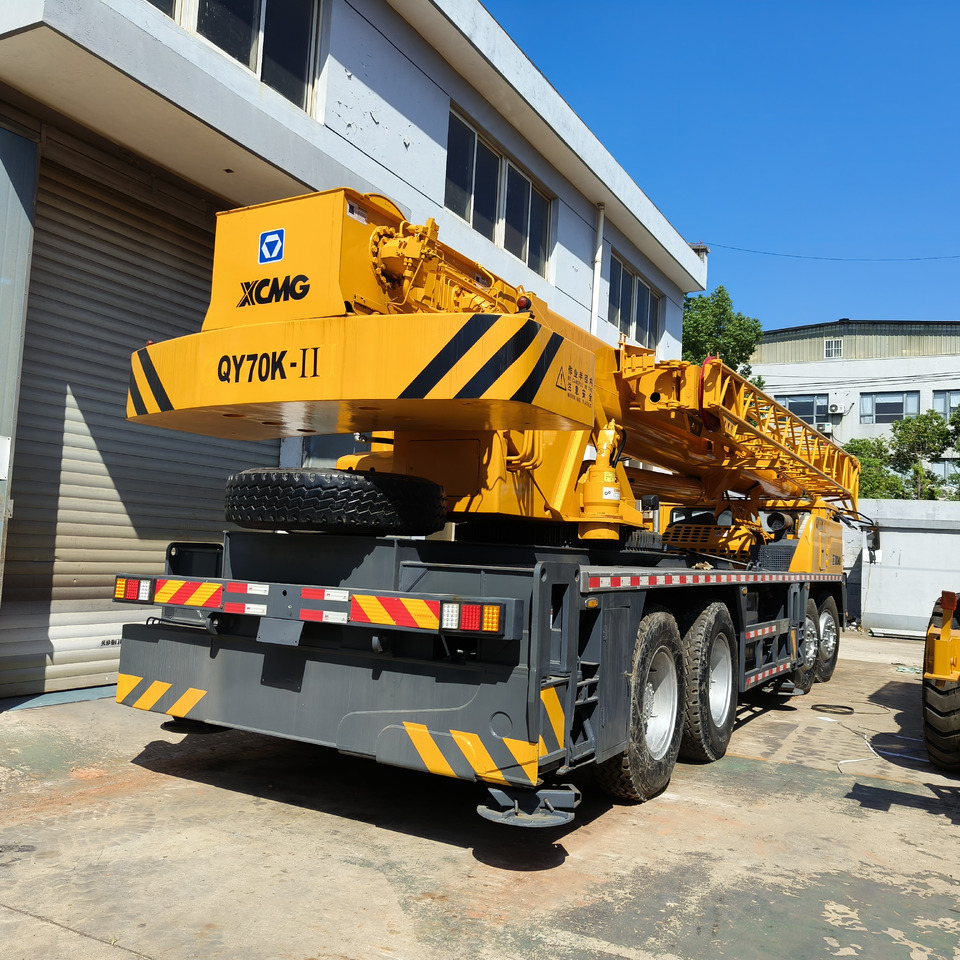 XCMG QY70K 70ton used truck crane - Autogrúa: foto 2 XCMG QY70K 70ton used truck crane - Autogrúa: foto 2
