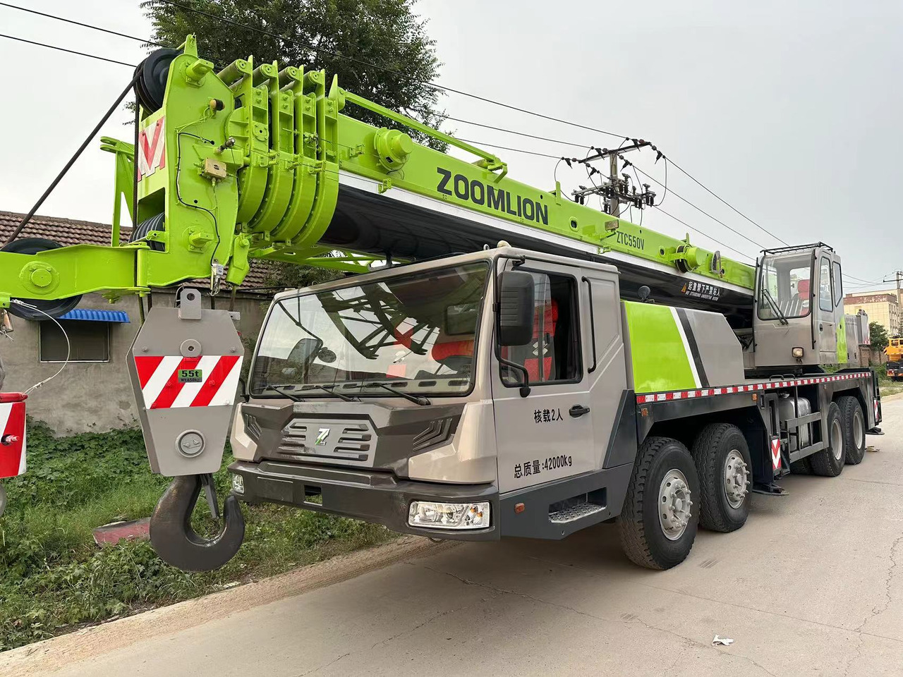 Zoomlion ztc550 used 55ton truck crane - Autogrúa: foto 2 Zoomlion ztc550 used 55ton truck crane - Autogrúa: foto 2