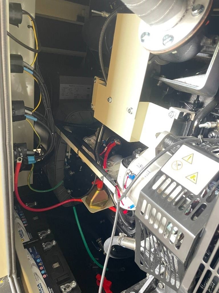 Generador industriale nuevo Cummins 4BTA3.9-G11 - 88 kVA Generator - DPX-19834: foto 9