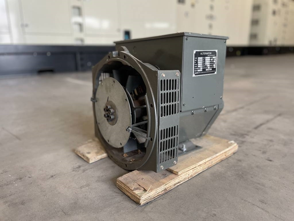 DPX SF-164C - 13 kVA Alternator - DPX-33801 - Generador industriale: foto 2 DPX SF-164C - 13 kVA Alternator - DPX-33801 - Generador industriale: foto 2