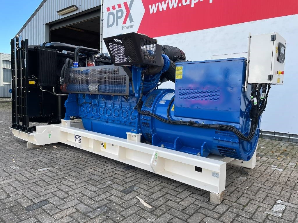 FG Wilson P1250-1 - 1250 kVA Open Genset - DPX-16028-O - Generador industriale: foto 3 FG Wilson P1250-1 - 1250 kVA Open Genset - DPX-16028-O - Generador industriale: foto 3