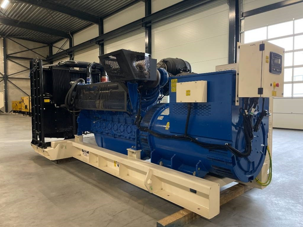 FG Wilson P1250-1 - 1250 kVA Surplus Genset - DPX-25089 - Generador industriale: foto 3 FG Wilson P1250-1 - 1250 kVA Surplus Genset - DPX-25089 - Generador industriale: foto 3