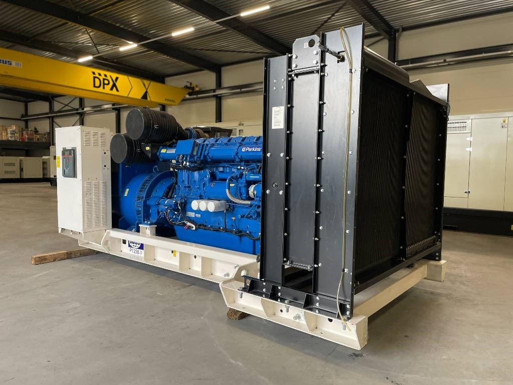 FG Wilson P1250-1 - 1250 kVA Surplus Genset - DPX-25089 - Generador industriale: foto 5 FG Wilson P1250-1 - 1250 kVA Surplus Genset - DPX-25089 - Generador industriale: foto 5