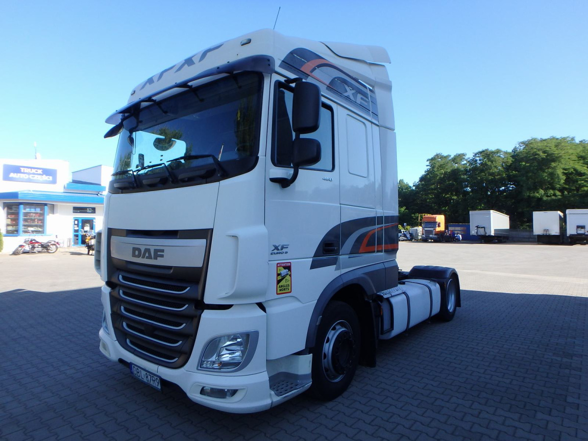 DAF XF 460 CIĄGNIK SIODŁOWY - Cabeza tractora: foto 2 DAF XF 460 CIĄGNIK SIODŁOWY - Cabeza tractora: foto 2