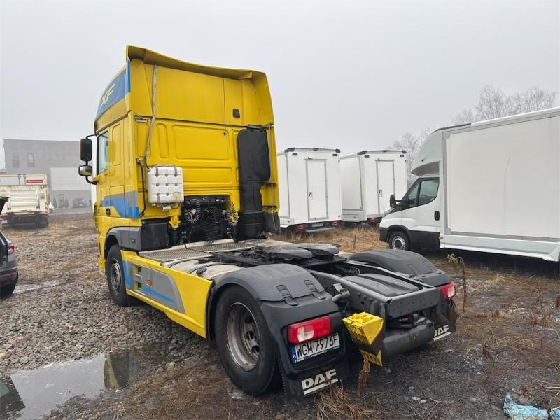 DAF XF CIĄGNIK SIODŁOWY - Cabeza tractora: foto 3 DAF XF CIĄGNIK SIODŁOWY - Cabeza tractora: foto 3