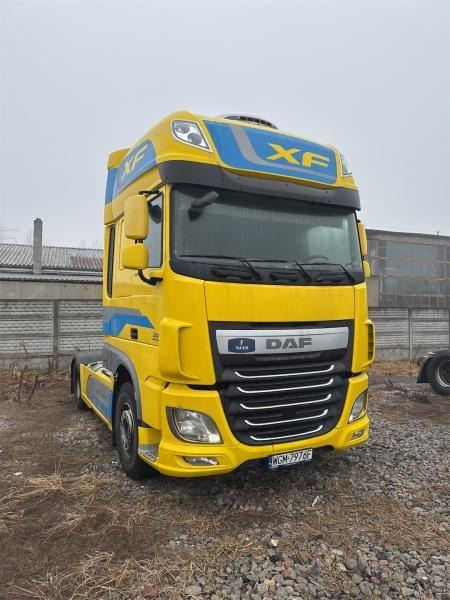 DAF XF CIĄGNIK SIODŁOWY - Cabeza tractora: foto 1 DAF XF CIĄGNIK SIODŁOWY - Cabeza tractora: foto 1