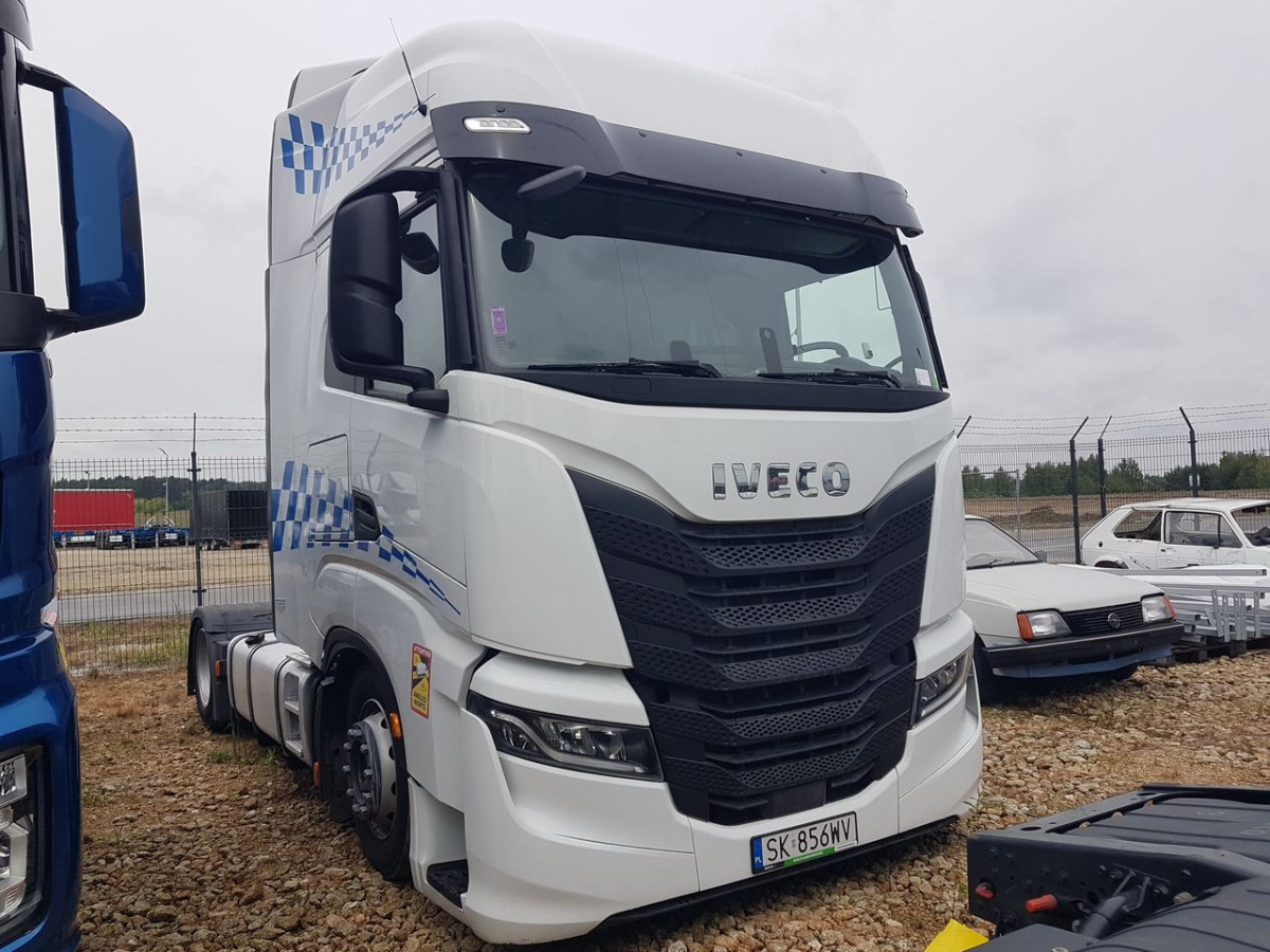 IVECO AS440ST/FP LT CIĄGNIK SIODŁOWY - Cabeza tractora: foto 1 IVECO AS440ST/FP LT CIĄGNIK SIODŁOWY - Cabeza tractora: foto 1