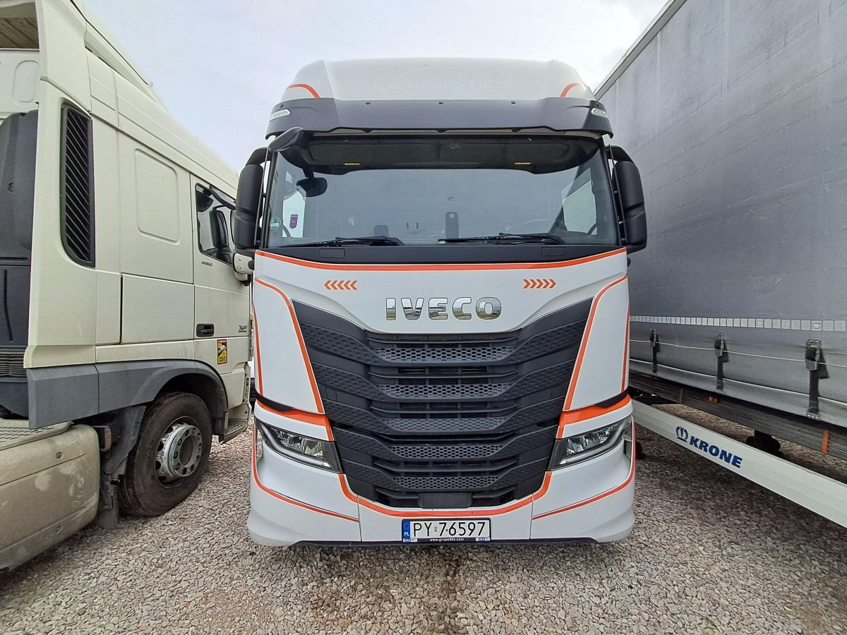 IVECO AS440ST/FP LT LNG CIĄGNIK SIODŁOWY - Cabeza tractora: foto 2 IVECO AS440ST/FP LT LNG CIĄGNIK SIODŁOWY - Cabeza tractora: foto 2