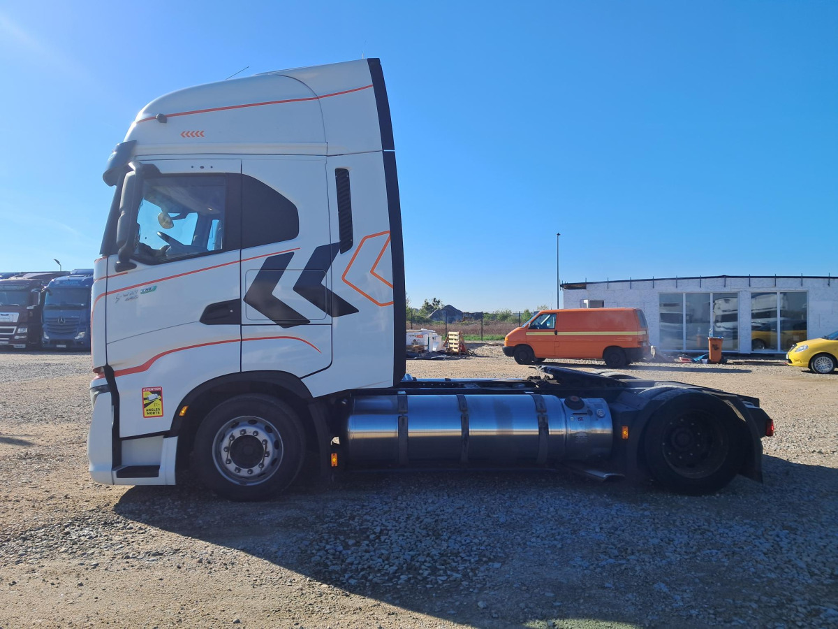 IVECO AS440ST/FP LT LNG CIĄGNIK SIODŁOWY - Cabeza tractora: foto 4 IVECO AS440ST/FP LT LNG CIĄGNIK SIODŁOWY - Cabeza tractora: foto 4