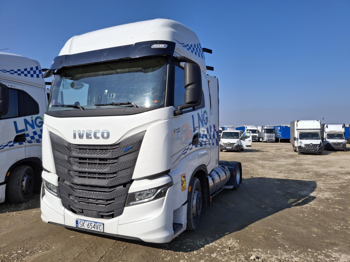 IVECO AS440ST/FP LT LNG CIĄGNIK SIODŁOWY - Cabeza tractora: foto 3 IVECO AS440ST/FP LT LNG CIĄGNIK SIODŁOWY - Cabeza tractora: foto 3
