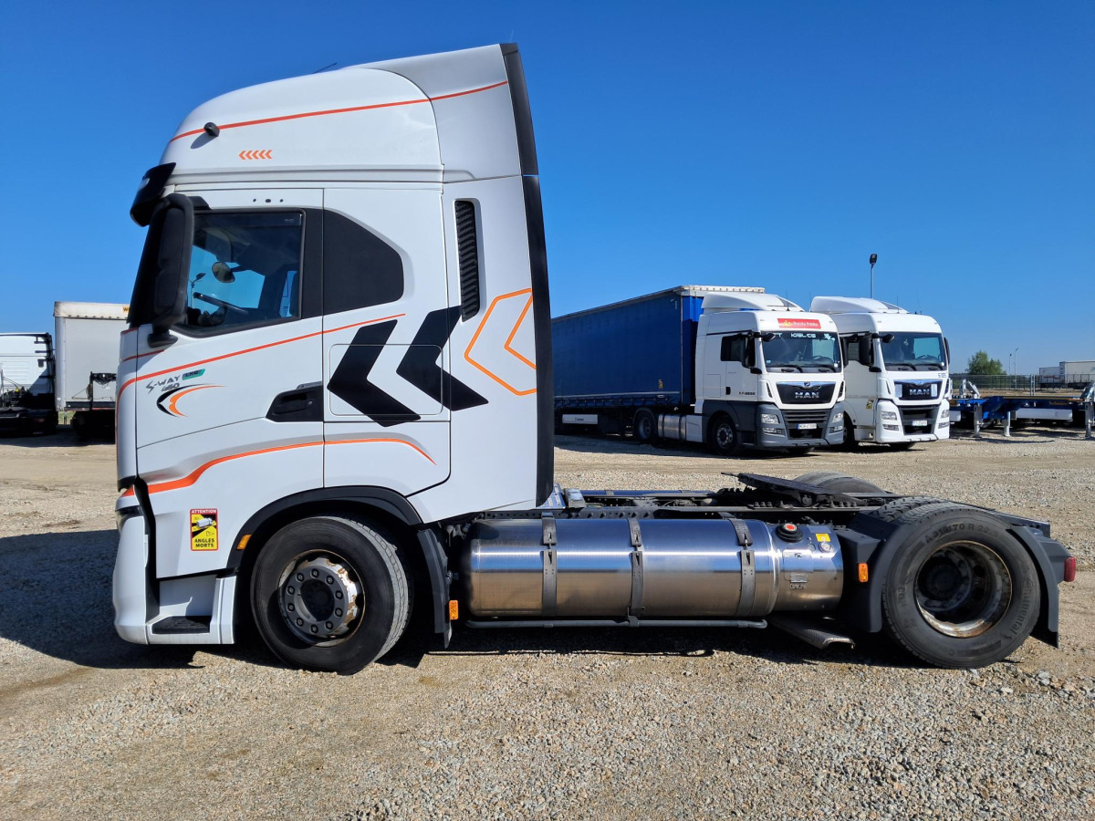 IVECO AS440ST/FP LT LNG CIĄGNIK SIODŁOWY - Cabeza tractora: foto 4 IVECO AS440ST/FP LT LNG CIĄGNIK SIODŁOWY - Cabeza tractora: foto 4