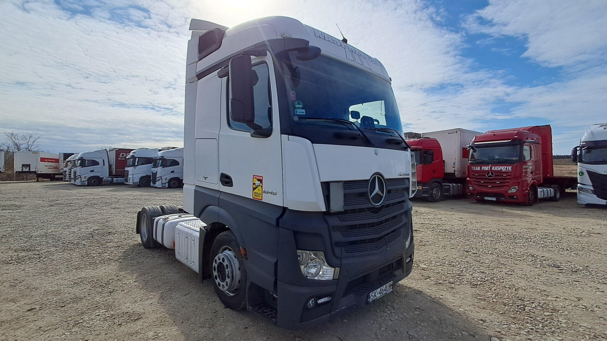 Cabeza tractora MERCEDES BENZ ACTROS 1845 CIĄGNIK SIODŁOWY: foto 1