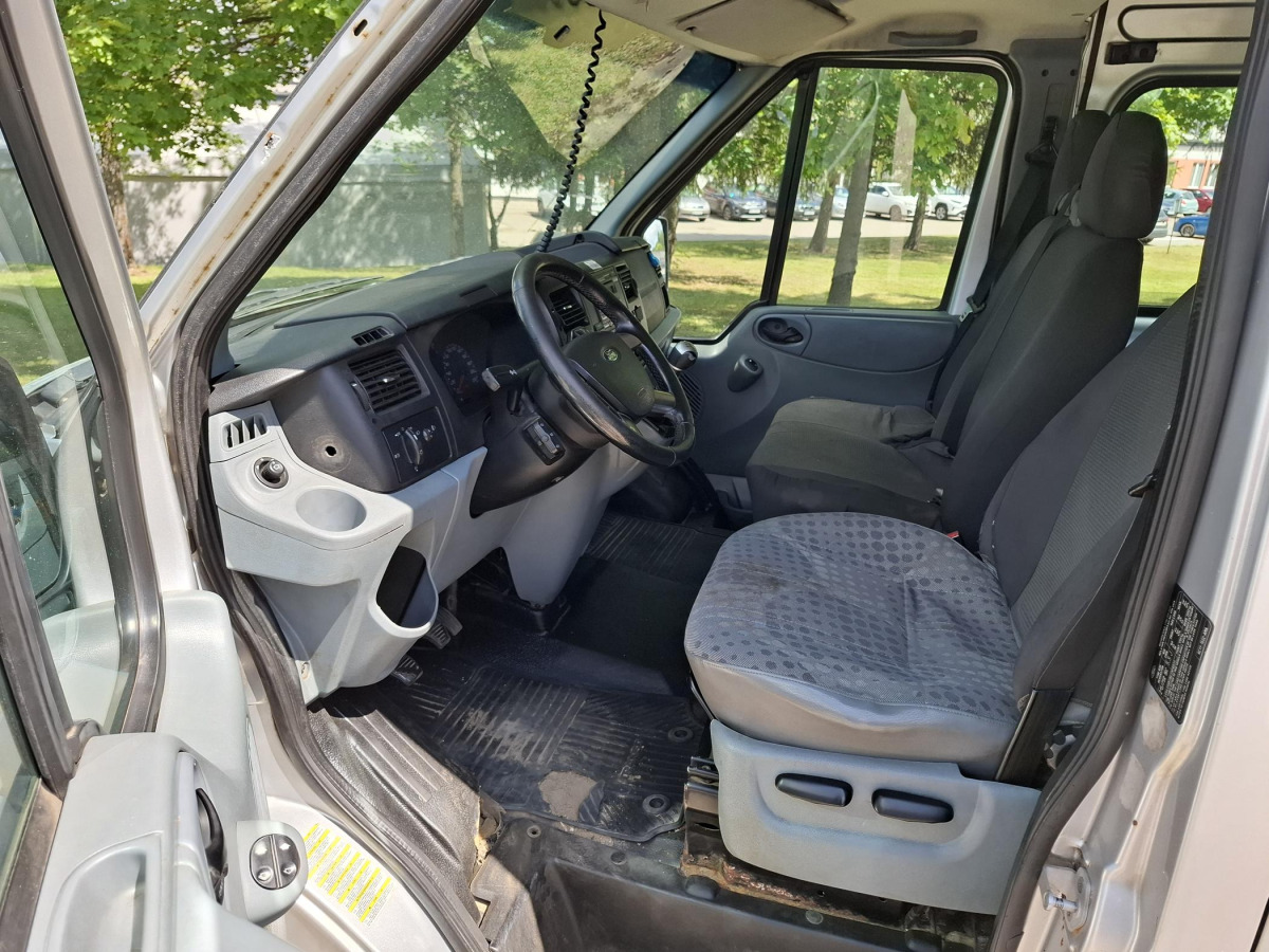 FORD TRANSIT BRYGADÓWKA - Furgoneta combi: foto 5 FORD TRANSIT BRYGADÓWKA - Furgoneta combi: foto 5