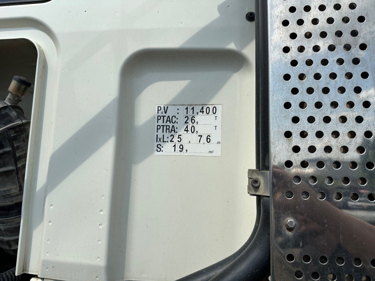 Camión multibasculante DAF CF 85.360: foto 12 Camión multibasculante DAF CF 85.360: foto 12