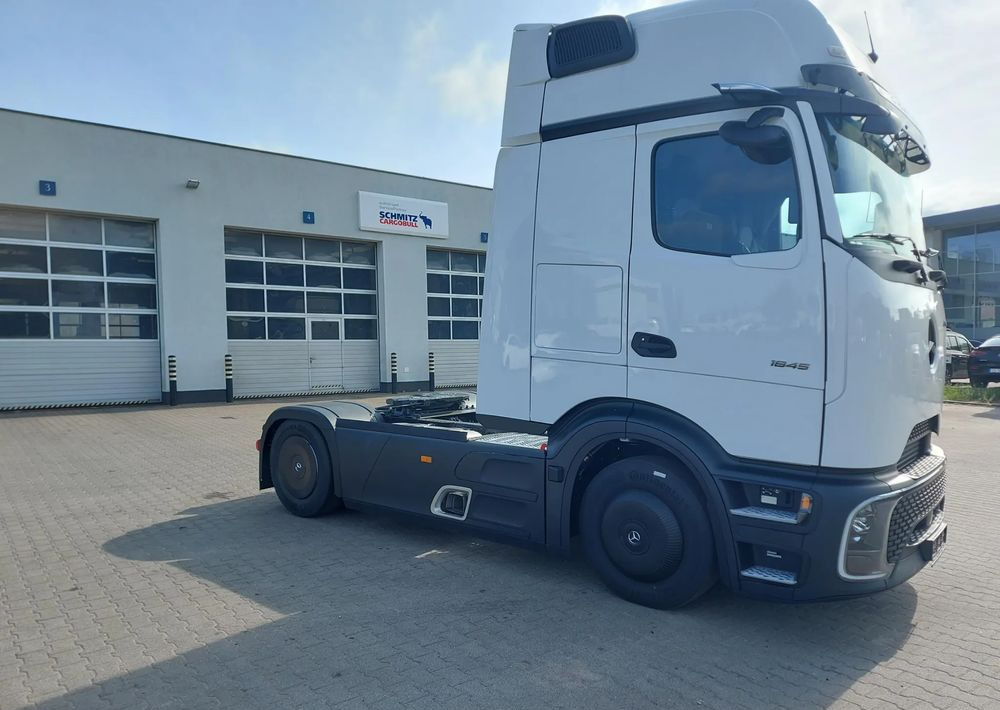 Mercedes-Benz Actros 1845 LS - Cabeza tractora: foto 3 Mercedes-Benz Actros 1845 LS - Cabeza tractora: foto 3
