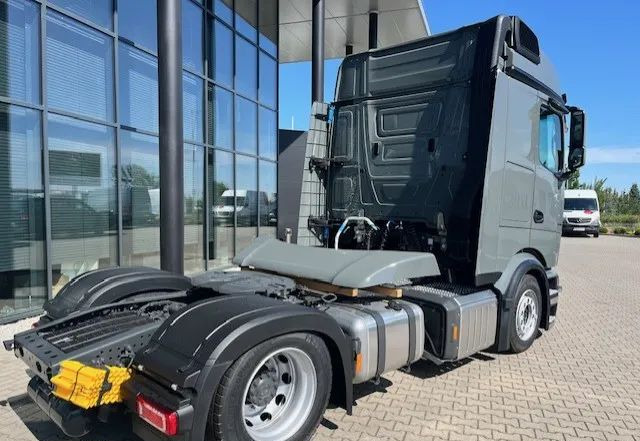 Mercedes-Benz Actros 1848 LSnRL ProCabin Mega - Cabeza tractora: foto 4 Mercedes-Benz Actros 1848 LSnRL ProCabin Mega - Cabeza tractora: foto 4