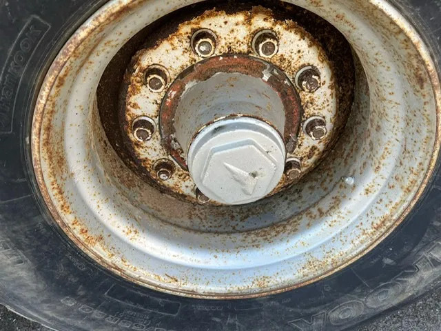 Semirremolque volquete Benalu 2 Axle Alu Tipper , Spring Suspension , Drum Brakes, Fruehauf Axles: foto 9 Semirremolque volquete Benalu 2 Axle Alu Tipper , Spring Suspension , Drum Brakes, Fruehauf Axles: foto 9