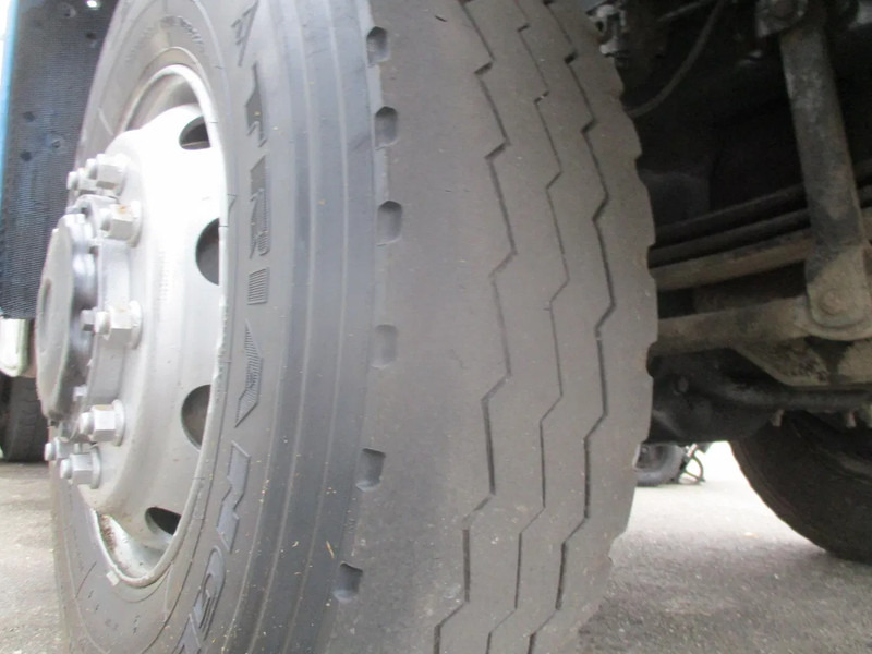 Cabeza tractora MAN TGA 18.480 /S , 4x4 , ZF Manual , Intarder , Airco: foto 12 Cabeza tractora MAN TGA 18.480 /S , 4x4 , ZF Manual , Intarder , Airco: foto 12