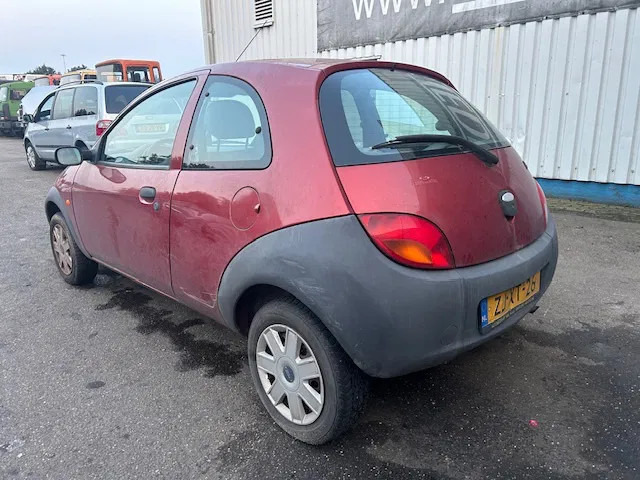 Ford Ka 1.3 , export / handel - Hatchback: foto 5 Ford Ka 1.3 , export / handel - Hatchback: foto 5