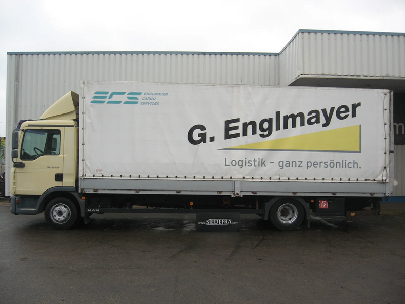 MAN TGL 12.210 , Manual , Retarder , 4x2 , Airco - Camión lona: foto 2 MAN TGL 12.210 , Manual , Retarder , 4x2 , Airco - Camión lona: foto 2