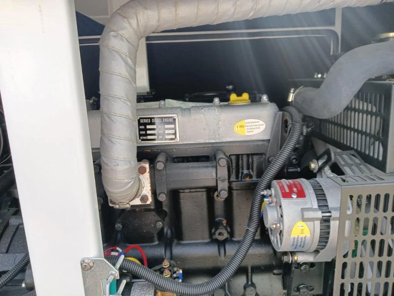 Plus Power GF2 -30 , New Diesel generator , 30 KVA , 3 Phase - Generador industriale: foto 4 Plus Power GF2 -30 , New Diesel generator , 30 KVA , 3 Phase - Generador industriale: foto 4