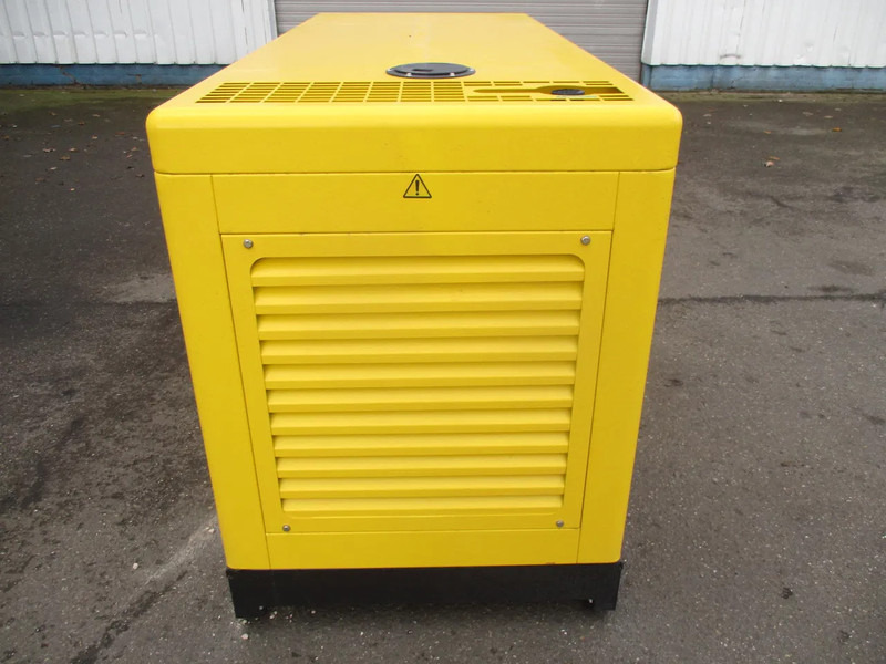 Generador industriale nuevo Stedefra VG-R30 , 37.5 KVA , New Diesel generator, 3 Phase: foto 7 Generador industriale nuevo Stedefra VG-R30 , 37.5 KVA , New Diesel generator, 3 Phase: foto 7