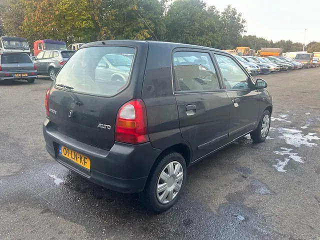 Suzuki Alto 1.0 - 16V , 5 drs. , Handel / export - Hatchback: foto 3 Suzuki Alto 1.0 - 16V , 5 drs. , Handel / export - Hatchback: foto 3
