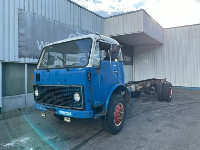 Volvo F 86 -49 S , Oldtimer for Restauration - Camión chasis: foto 1 Volvo F 86 -49 S , Oldtimer for Restauration - Camión chasis: foto 1