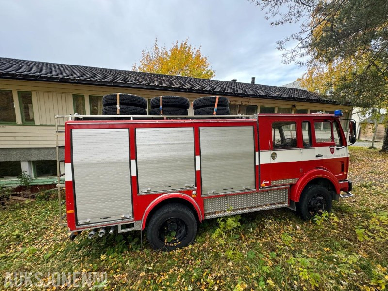 1979 Mercedes-Benz 1017 4x4 BRANNBIL, 26.500km - Camión de bomberos: foto 5 1979 Mercedes-Benz 1017 4x4 BRANNBIL, 26.500km - Camión de bomberos: foto 5