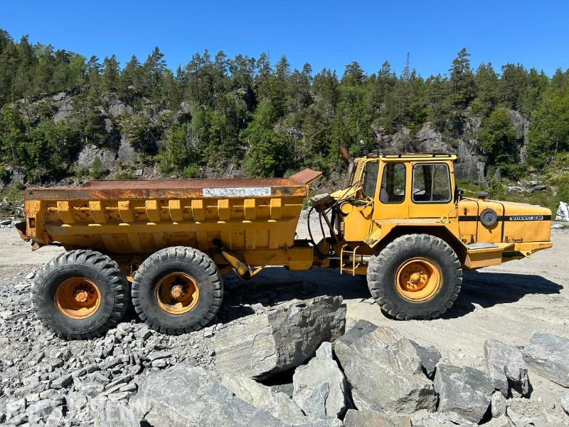 1979 Volvo 860S Dumper 6x4 Hvite Skilt - Dúmper: foto 4 1979 Volvo 860S Dumper 6x4 Hvite Skilt - Dúmper: foto 4