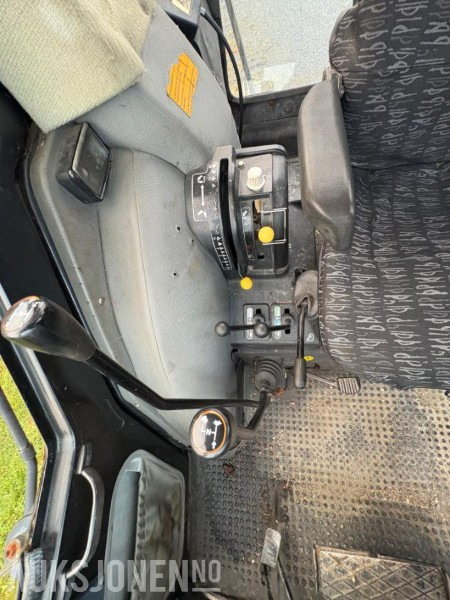 Tractor 1993 CASE IH 845XL - mva fri traktor: foto 12 Tractor 1993 CASE IH 845XL - mva fri traktor: foto 12