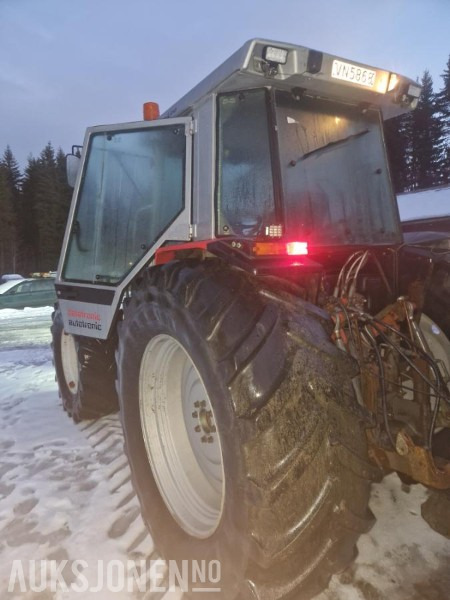 1993 Massey Ferguson 3085 Ettermontert turbo LED-lys Dynashift - Tractor: foto 5 1993 Massey Ferguson 3085 Ettermontert turbo LED-lys Dynashift - Tractor: foto 5