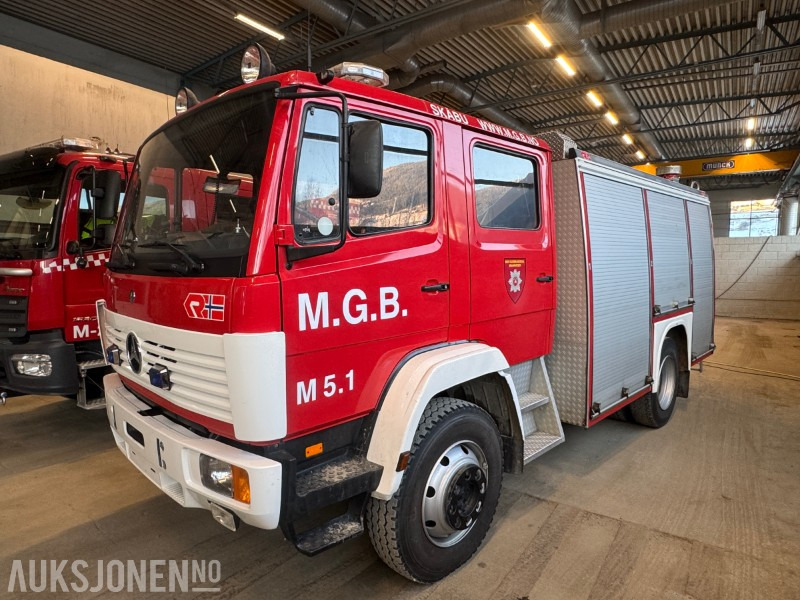 1997 Mercedes-Benz 1124 Af/36 4X4 brannbil registrert som motorredskap med kun 29540 km - Camión de bomberos: foto 2 1997 Mercedes-Benz 1124 Af/36 4X4 brannbil registrert som motorredskap med kun 29540 km - Camión de bomberos: foto 2