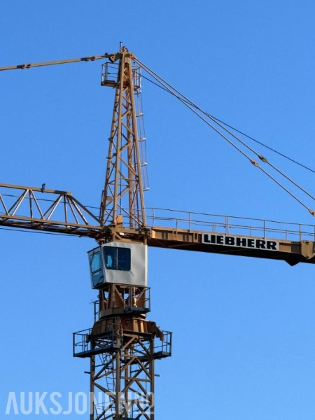 2000 Liebherr 280 EC-H 16 Litronic Tårnkran med undervogn på plater - Grúa: foto 5 2000 Liebherr 280 EC-H 16 Litronic Tårnkran med undervogn på plater - Grúa: foto 5