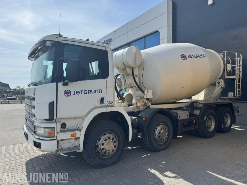 2000 Scania P-serie Betongbil P114CB 8X4 - Camión hormigonera: foto 4 2000 Scania P-serie Betongbil P114CB 8X4 - Camión hormigonera: foto 4