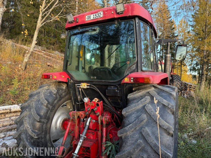 2002 McCormick C100 m/Fronthydraulikk - Tractor: foto 5 2002 McCormick C100 m/Fronthydraulikk - Tractor: foto 5