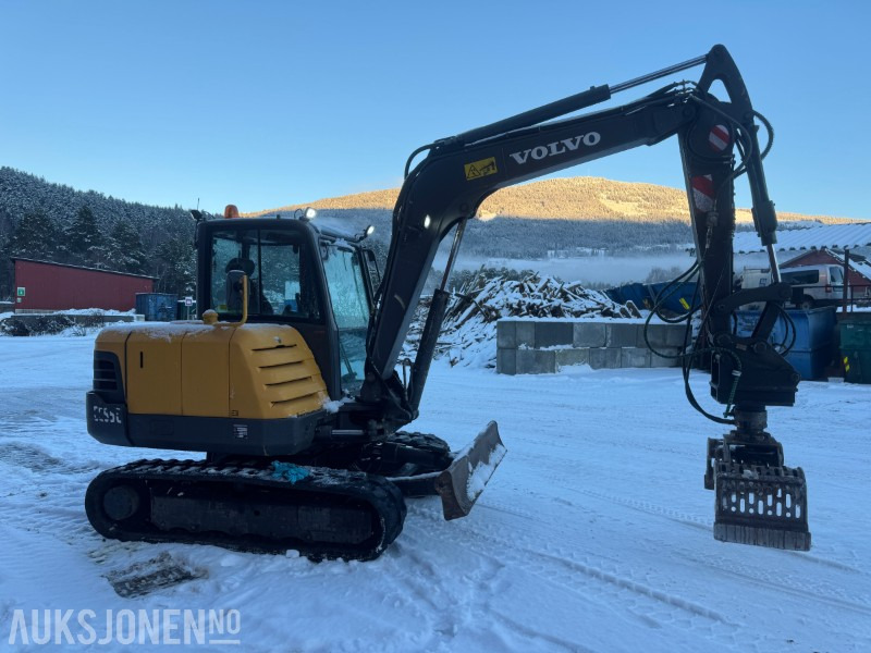 2010 Volvo EC55C gravemaskin med 2 skuffer og klype med rotator - Excavadora: foto 5 2010 Volvo EC55C gravemaskin med 2 skuffer og klype med rotator - Excavadora: foto 5