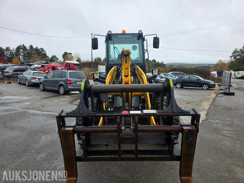 2011 Komatsu WA100M-6 HJULLASTER MED PALLEGAFFEL GODKJENT i 2025 - Cargadora de ruedas: foto 4 2011 Komatsu WA100M-6 HJULLASTER MED PALLEGAFFEL GODKJENT i 2025 - Cargadora de ruedas: foto 4
