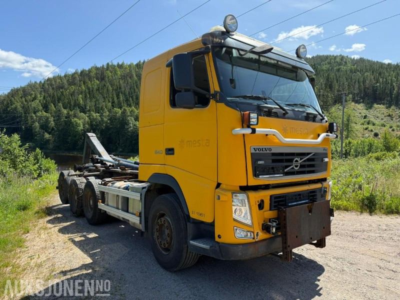 2012 Volvo FH540 8x4 brøyterigget Krokbil rep objekt - Camión multibasculante: foto 3 2012 Volvo FH540 8x4 brøyterigget Krokbil rep objekt - Camión multibasculante: foto 3