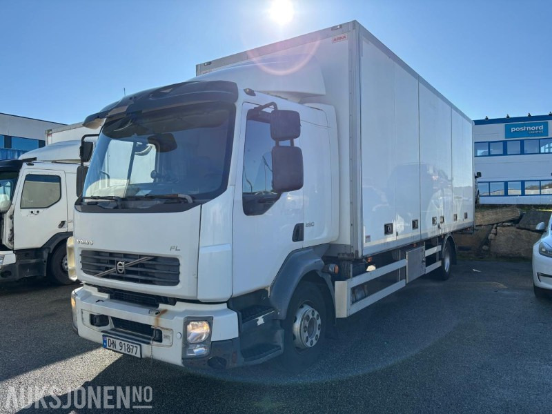 2012 Volvo FL-290 Skapbil med sideåpning og lakløft - Camión caja cerrada: foto 1 2012 Volvo FL-290 Skapbil med sideåpning og lakløft - Camión caja cerrada: foto 1