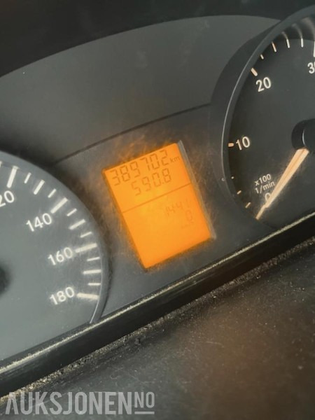 2013 Mercedes-Benz Sprinter - Furgón: foto 2 2013 Mercedes-Benz Sprinter - Furgón: foto 2